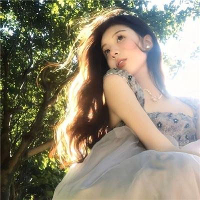 公仔炼金术 海报