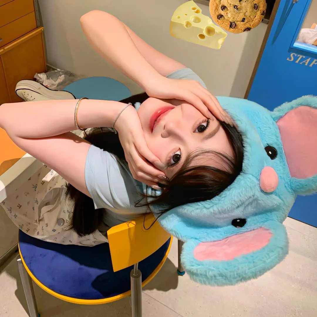 校合唱团的秘密 海报
